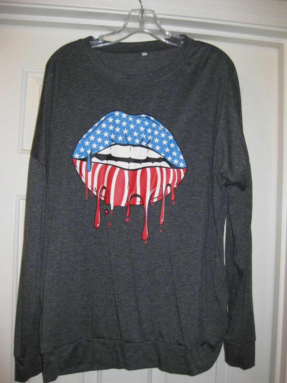 Women's USA Dripping Lips Medium Weight Long Sleeve Shirt - Size 2XL